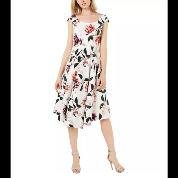 Calvin Klein Dresses & Skirts - ⚡️SALE⚡️Calvin Klein floral cap sleeve dress
